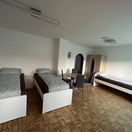 Monteurwohnung In Lejlighed